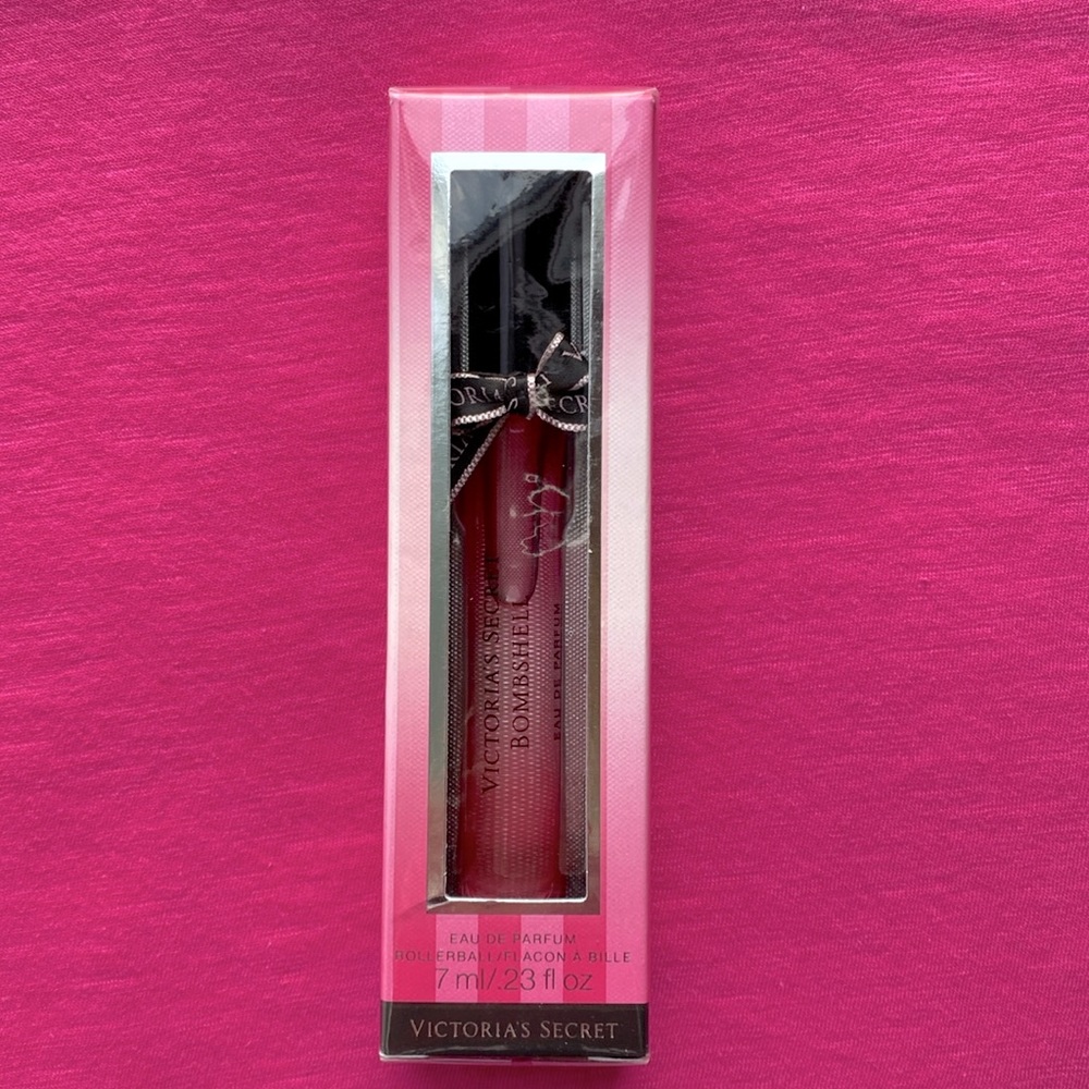 Victoria’s Secret Bombshell Perfume NWT